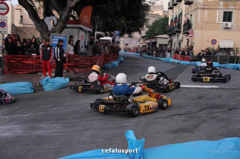 111120 sport2 428_tn.jpg